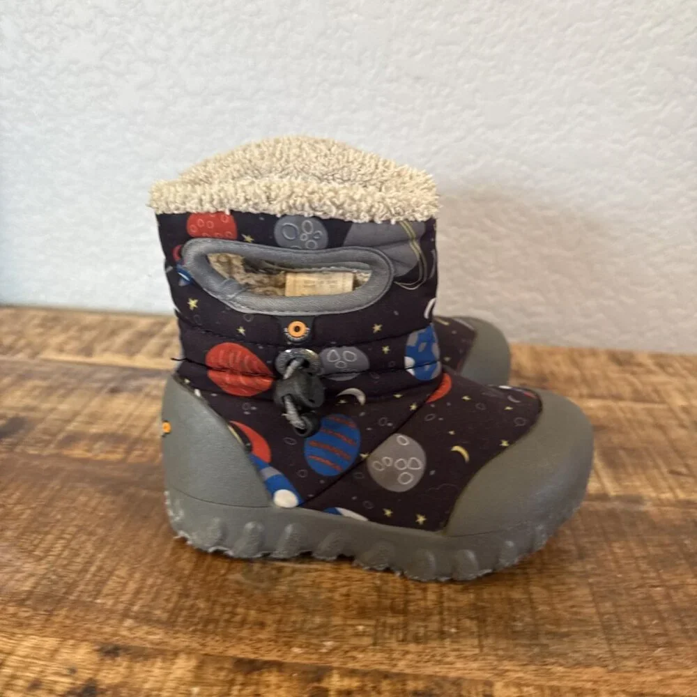 Bogs Boots Rebound B-MOC Snow Adventure Size 7 Toddler Space Moon Planets Rocket
